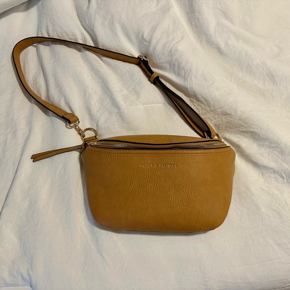Excellent Condition Poppy & Peonies Tan Crossbody Bag